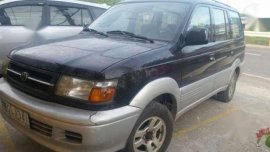 2000 Model Toyota Revo good as new