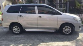 For sale Toyota Innova j 2013 model manual 