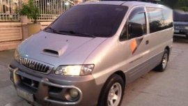 Hyundai Starex 1999 AT Silver For Sale 