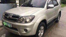 Toyota Fortuner G - 2006 model for sale 