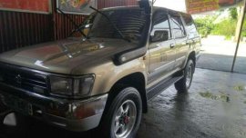 Toyota Hilux SR5 DUBAI 4x4 Beige For Sale 