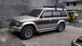 Mitsubishi Pajero Exceed 4x4 AT Silver For Sale 