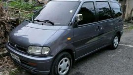 Nissan Serena 2004 MT Gray For Sale 