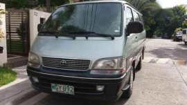 Toyota HiAce 2000 MT Silver Van For Sale 