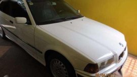 BMW 325i- 4 dr Sedan