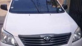 Toyota Innova 2012 MT White For Sale 