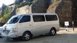 nissan urvan estate 2010