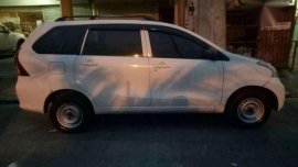 Rush sale Toyota Avanza 2013 manual gas 