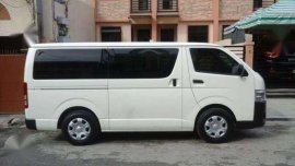 Toyota hiace 2015 model 2.5L for sale