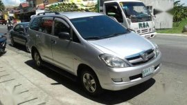 Toyota 2005 innova e for sale 