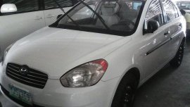 Hyundai Accent 2010 WHITE FOR SALE