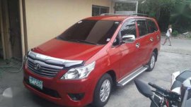 Toyota Innova E 2012 AT Red SUV For Sale 