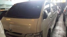 YR 5357 toyota commuter 2015