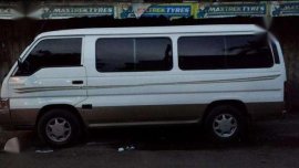 Nisaan urvan 2001 for sale 