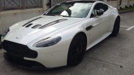 Aston Martin V12 Vantage 2016