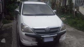 Toyota Innova J