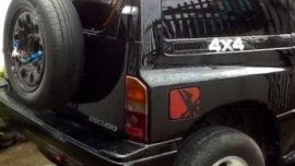 Suzuki Escudo 2003 4x4 MT Black For Sale 