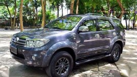 2011 Toyota Fortuner G MT Diesel with some Upgrades
