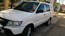 Isuzu Crosswind XL 2013 Rush sale