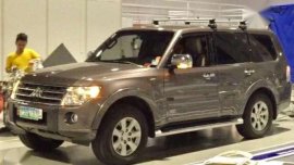 Very Fresh 2010 Mitsubishi Pajero Quartz For Sale