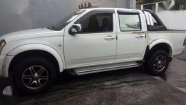 Isuzu D-max 2005 Matic White For Sale 