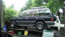 mitsubishi pajero