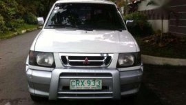 Mitsubishi Adventure 2001 AT gasoline for sale 