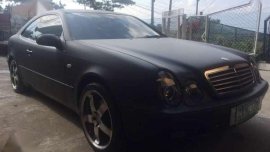 Mercedes Benz CLK 320 good for sale 