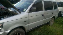 Mitsubishi Adventure GL 2004