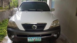 Kia Sorento 2005 White for sale