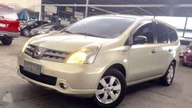 2011 Nissan Livina 8 seater MT mint