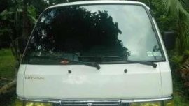 Nissan Urvan 2003 model manual transmission for sale 