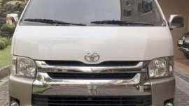 2015 Toyota Hi Ace GL Grandia Automatic Low Mileage!