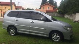 Toyota innova 2014