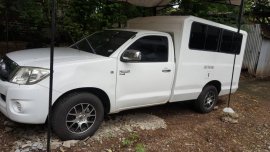 2009 Toyota hilux fx truck white for sale 