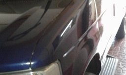 Very fresh E 150 SUV blue for sale 