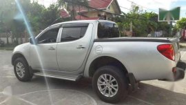 Mitsubishi strada 2011 AT for sale