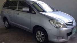 Toyota Innova 2009 automatic for sale 