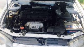 Hyundai Elantra 2001