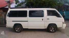 Nissan urvan shuttle 18seater 2.7engine diesel 2006model