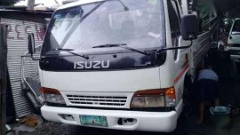 Isuzu Elf NPR 15ft 2008 MT White For Sale 