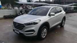 Hyundai Tucson 2016 MT Silver For Sale 