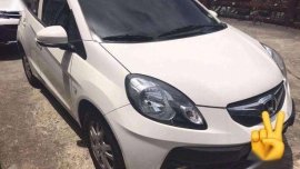 2015 Honda Brio V AT HB White For Sale 