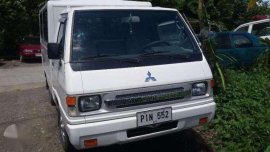 Mitsubishi L300 FB Deluxe White For Sale 