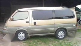 Toyota Custom Van 1995