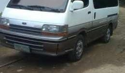 Toyota Hiace 04mdl diesel fresh for sale 