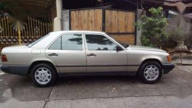 Mercedes Benz w124 230e for sale 