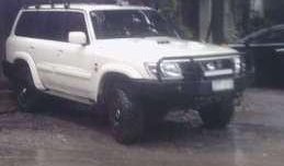 Mitsubishi Pajero Shogun 2000 AT White For Sale 