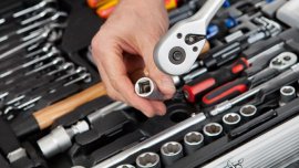 Essential things to keep in your car