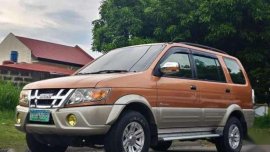 2011 Acquired Isuzu Crosswind XUV AT vs adventure innova toyota honda